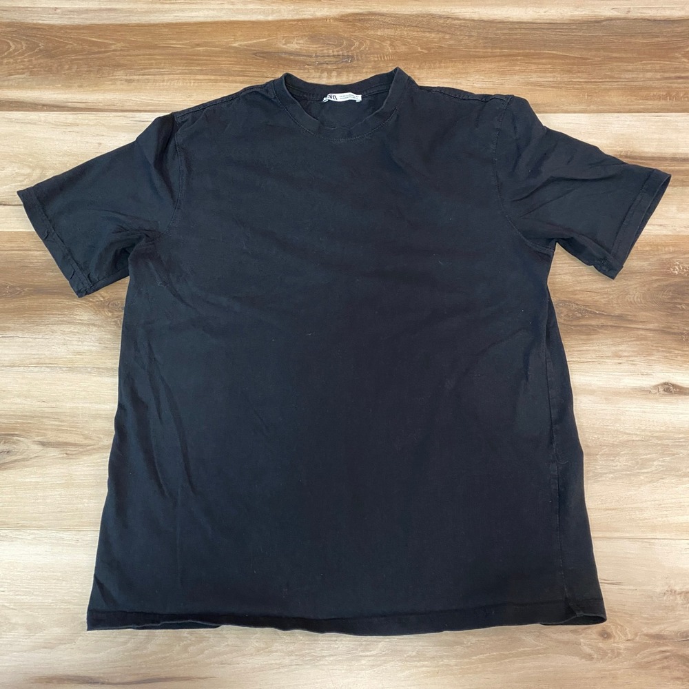 Zara Mens Short Sleeve Crew Neck T-Shirt Black Size Medium Solid Basic Tee